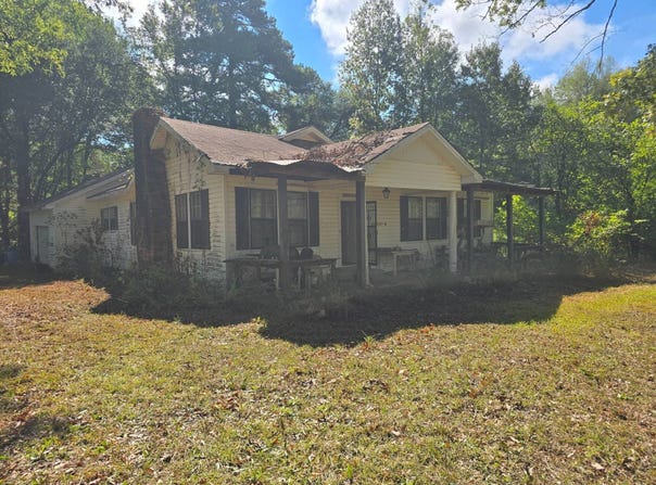 739 STACY RD, CONVERSE, LA 71419