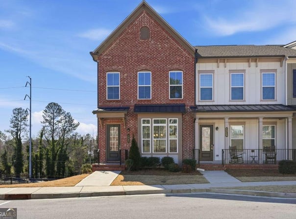 3317 Park Pointe Circle, Scottdale, GA 30079