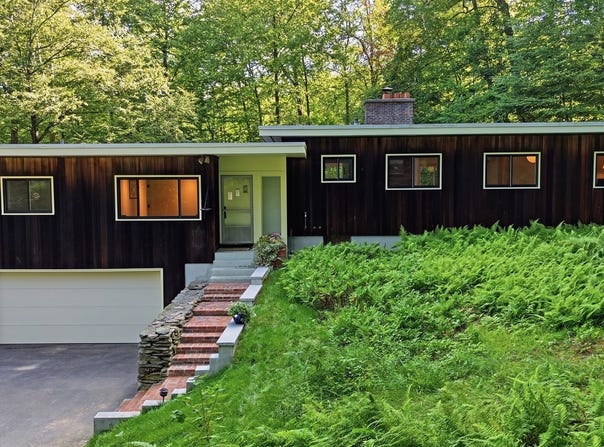 131 Warren Ave, Harvard, MA 01451