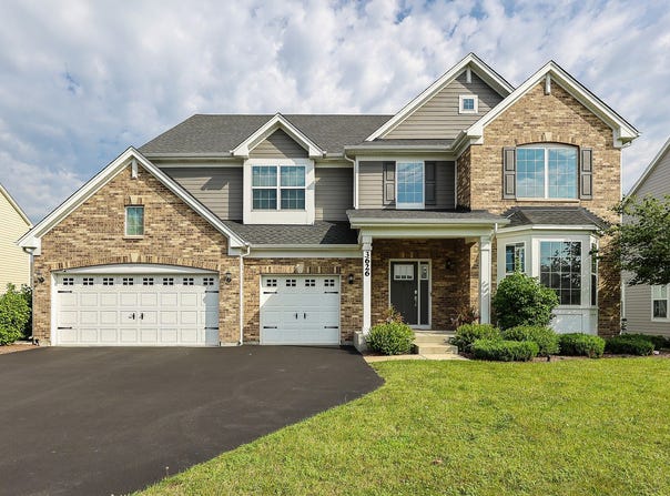 3626 Emerald Road, Elgin, IL 60124