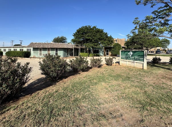 2503 Dimmitt, Plainview, TX 79072