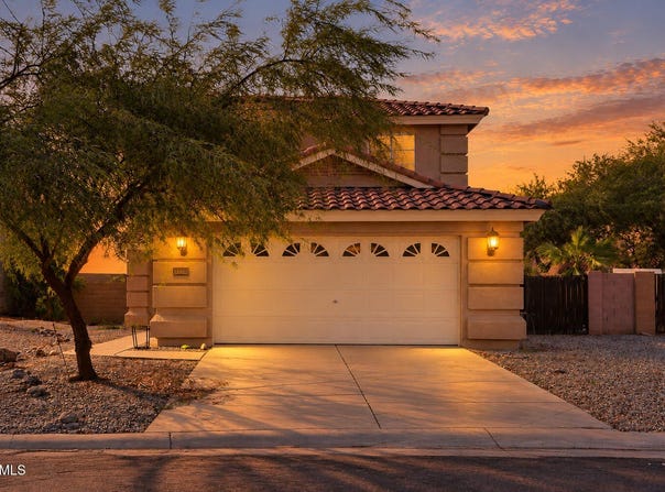 31170 N CACTUS Drive, San Tan Valley, AZ 85143