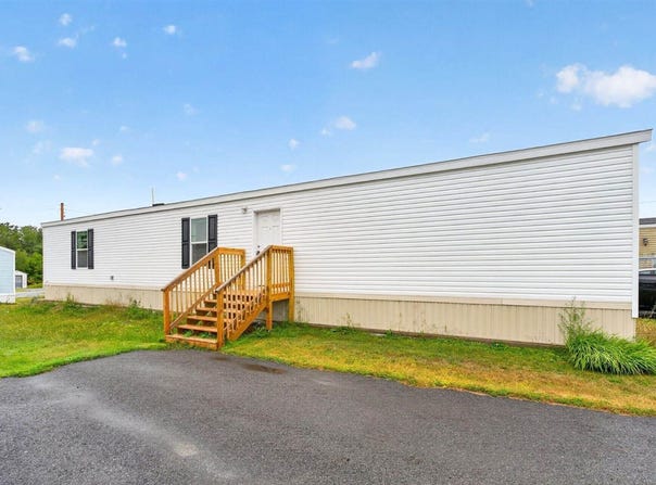 33 Black Bear Road, Brewer, ME 04412