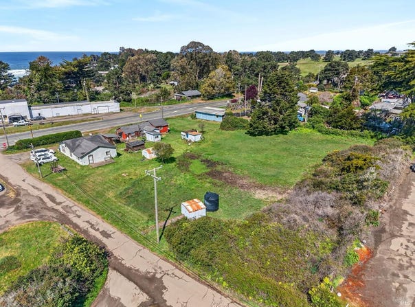 18801 N Highway 1, Fort Bragg, CA 95437