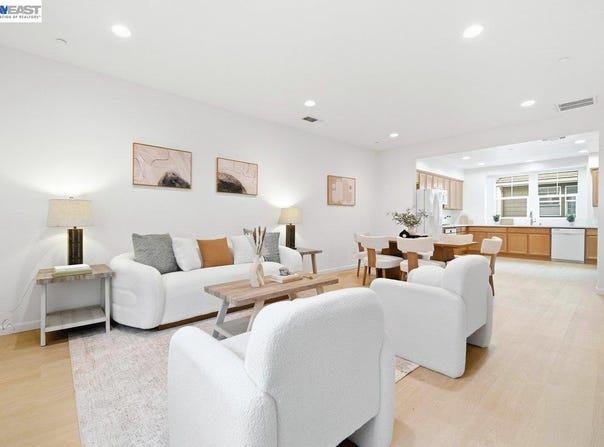 6677 S Mariposa Ln, Dublin, CA 94568