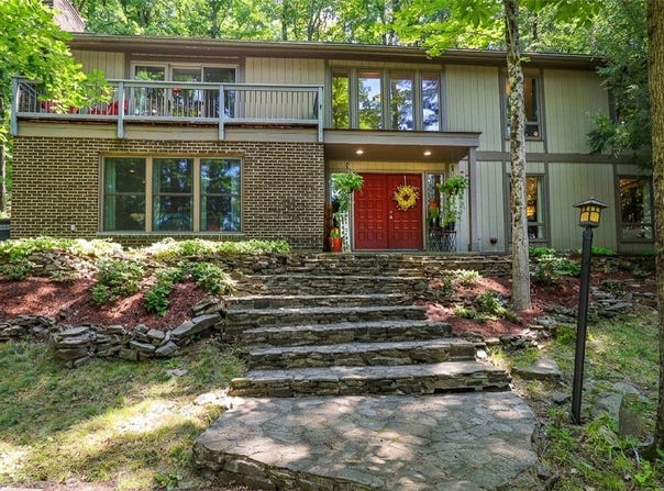 146 W Hill Road, Painted Post, NY 14870