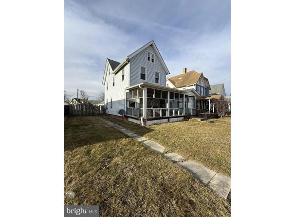217 COMMERCE Street, HARRINGTON, DE 19952