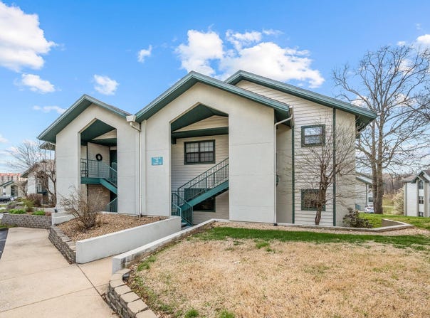 2700 Green Mountain Drive, Branson, MO 65616