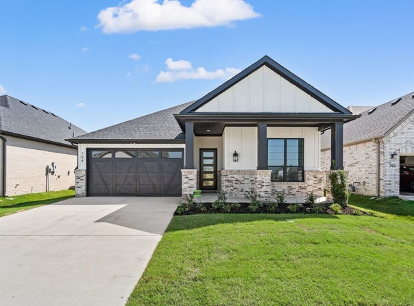 704 Blackbird Drive, Aledo, TX 76008