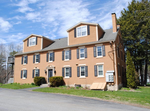 20 Oak Grove Avenue, Bath, ME 04530