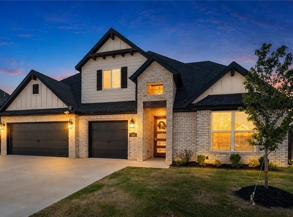 1161 Montieri Drive, Centerton, AR 72719