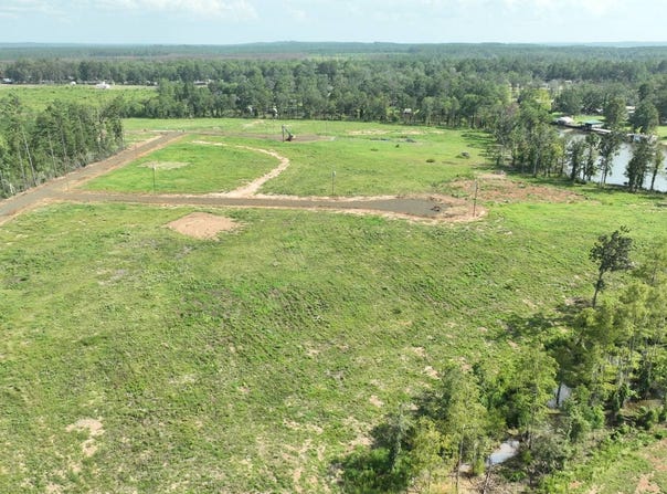 45 Pirates Bend, Florien, LA 71429