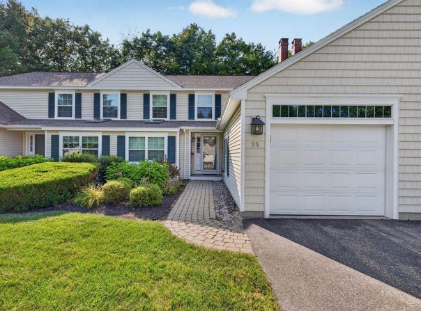 55 Schooner Way, Wells, ME 04090