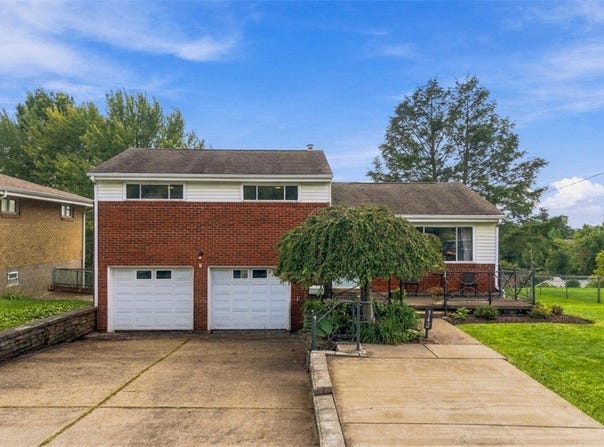 942 Lindsay Rd, Scott Twp, PA 15106
