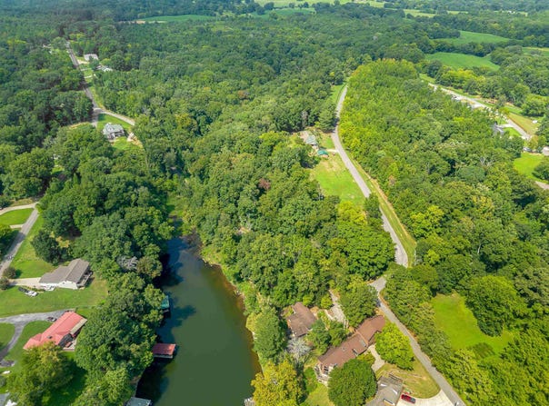 200 Holland Dr, Killen, AL 35645