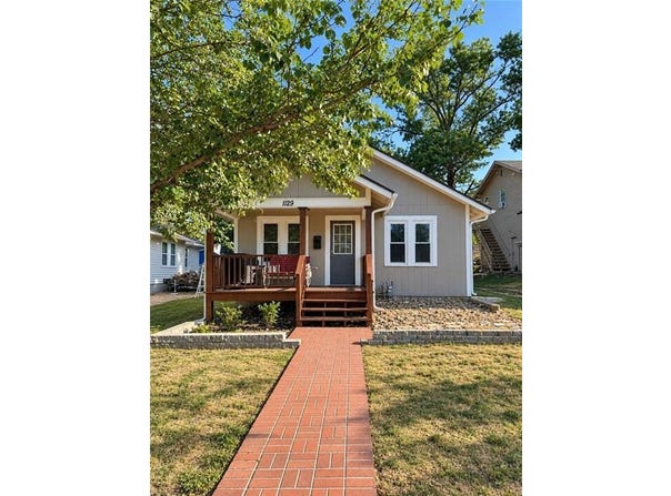 1129 Parker Avenue, Osawatomie, KS 66064