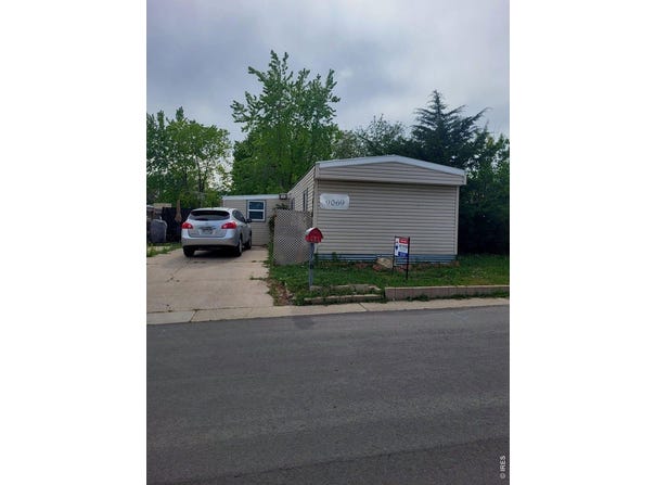 9069 Mandel St, Denver, CO 80260