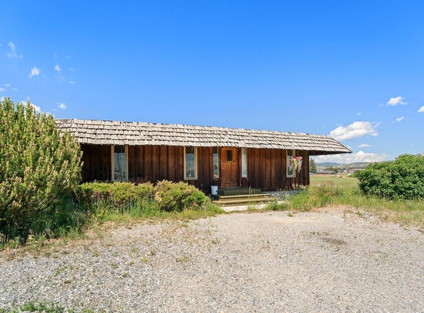 390 Holmes Avenue, Butte, MT 59701