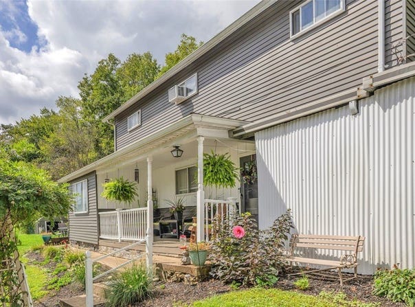 1722 Blythedale Rd, Elizabeth Twp/Boro, PA 15018