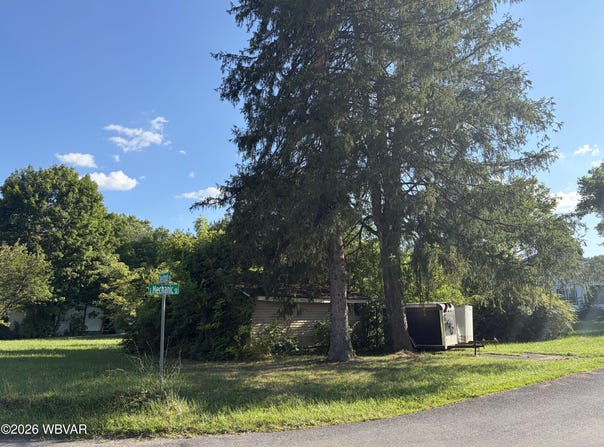 144 E MECHANIC Street, Muncy, PA 17756