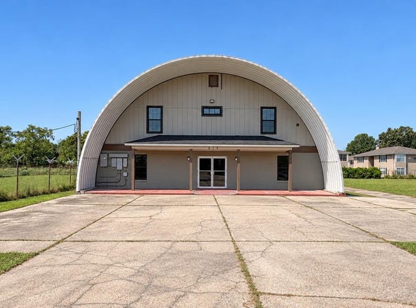 273 N 15th St, Port Allen, LA 70767