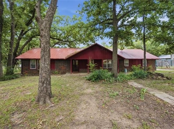 13925 E Crestview Road, Claremore, OK 74019
