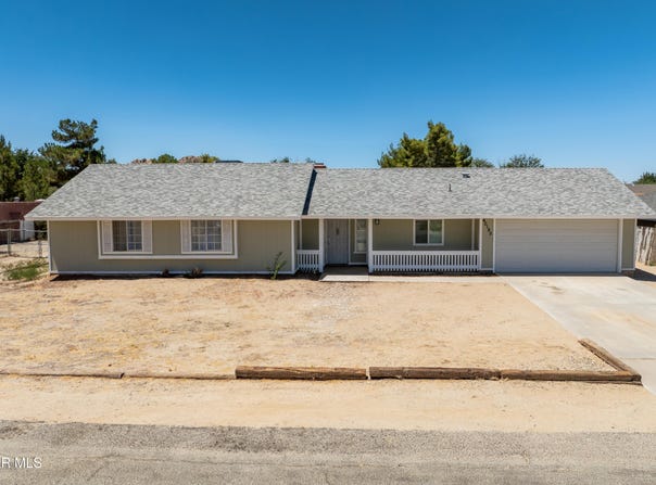 40185 179th Street E, Palmdale, CA 93591