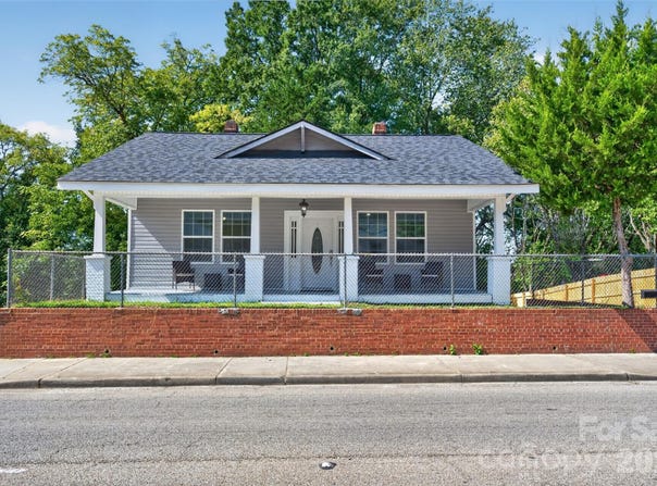 406 S Market Street, Lancaster, SC 29720