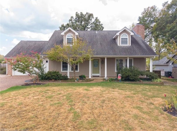 2308 Crosshill RD, Fort Smith, AR 72908