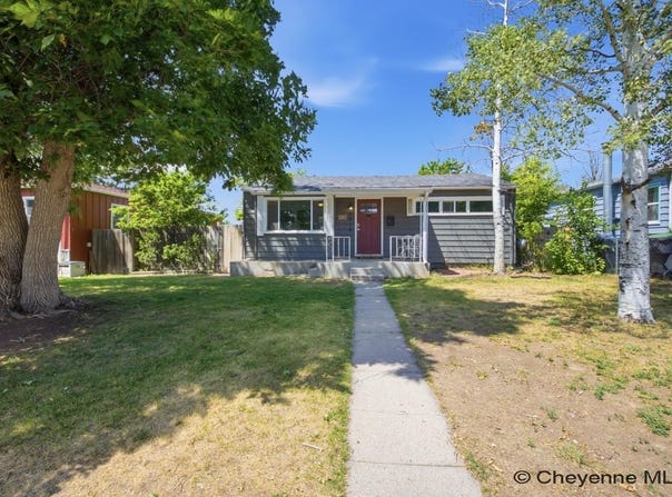 3618 DUFF AVE, Cheyenne, WY 82001