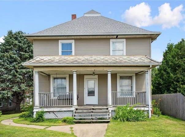614 Main Street, Lowden, IA 52255