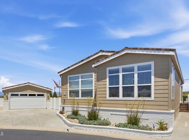 5540 W 5th Street, Oxnard, CA 93035
