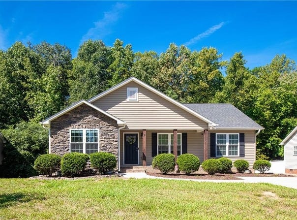 9 Brandy Wine Drive, Thomasville, NC 27360