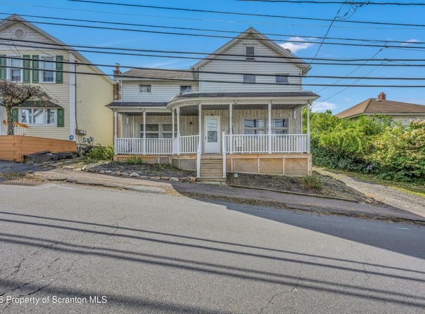525 E Scott Street, Olyphant, PA 18447