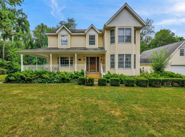 4961 Beechwood Drive, Delton, MI 49046