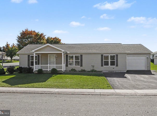 20 MILLPOND Drive, STEVENS, PA 17578