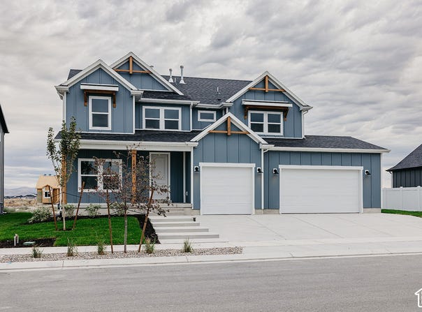 1089 E BLACKFEET Dr, Eagle Mountain, UT 84005
