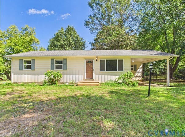79 Lake Drive, Farmville, VA 23901
