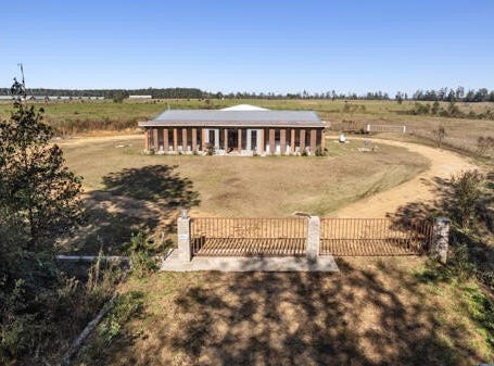 2545 Pleasant Grove Road, Bogue Chitto, MS 39629
