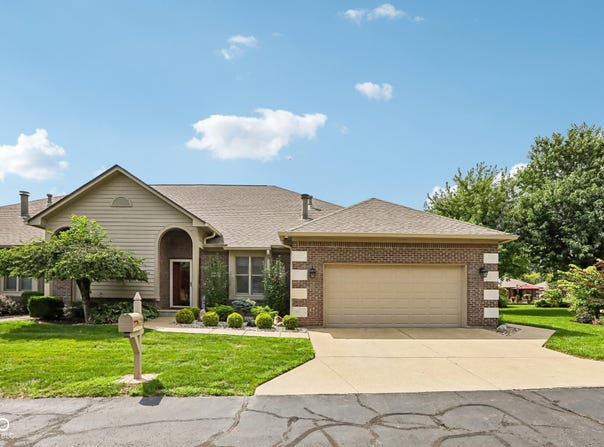 8936 Stonegate Way, Indianapolis, IN 46227