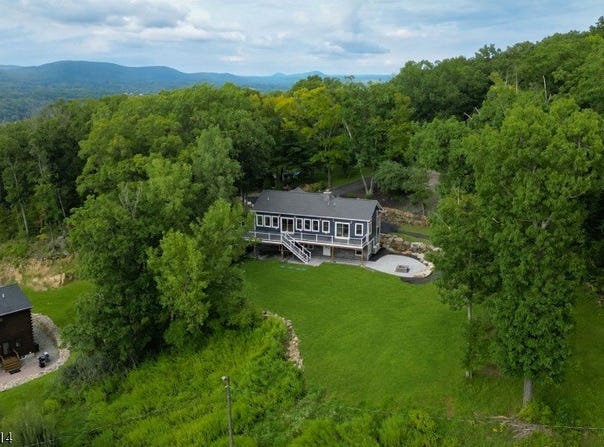 10 Alpine Trl, Vernon Twp., NJ 07462-5601