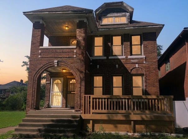 2708 W Grand Street, Detroit, MI 48238