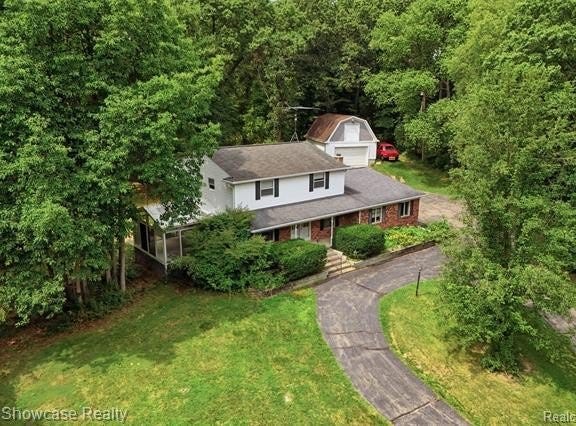 7125 Ridgewood Road, Springfield Twp, MI 48346