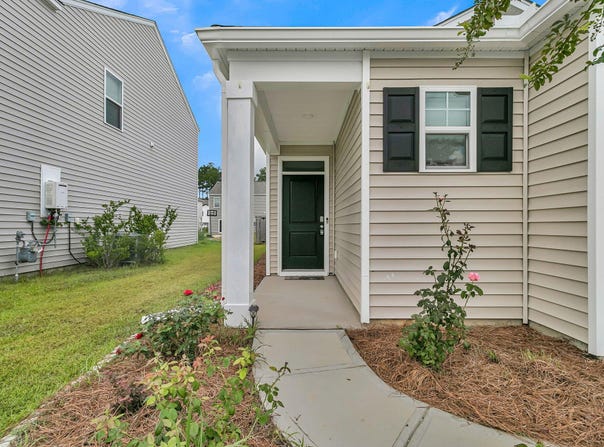 414 Eastern Pine Drive, Summerville, SC 29486