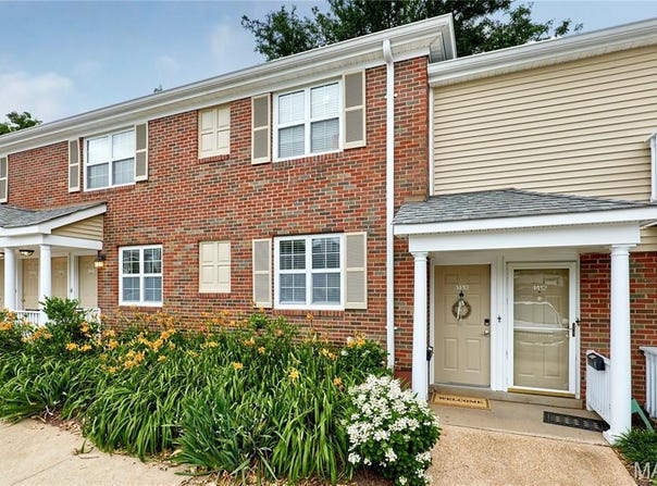 1410 Thrush Place, Brentwood, MO 63144