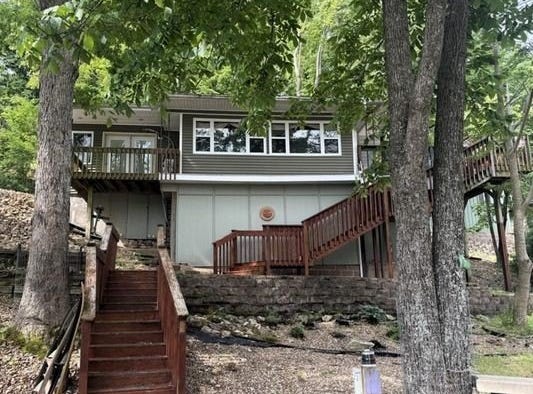 624 Look Out Drive, Edwards, MO 65326