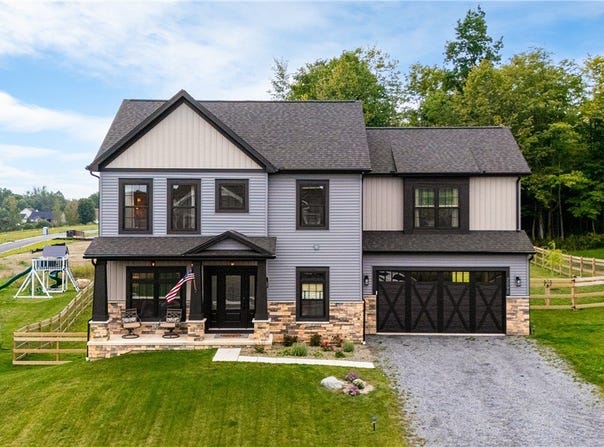 2090 Tracey Lane, Walworth, NY 14568