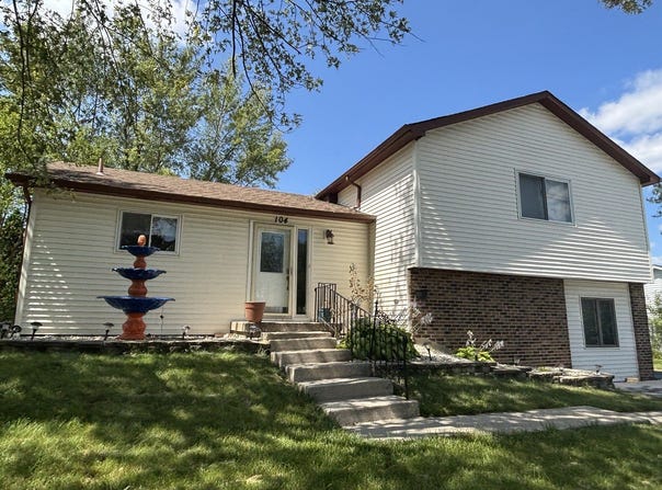 104 Pheasant Road, Matteson, IL 60443