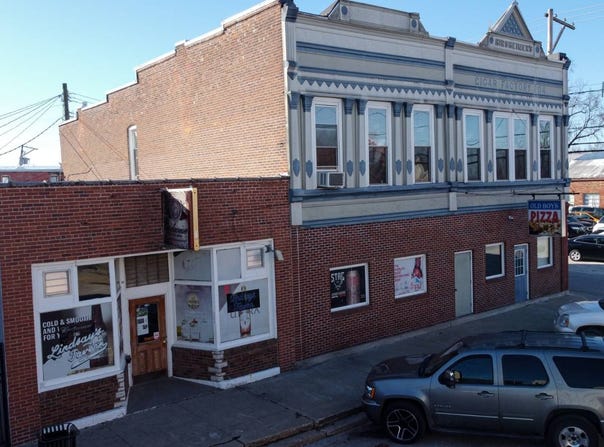 111 W Adams Street, Pittsfield, IL 62363