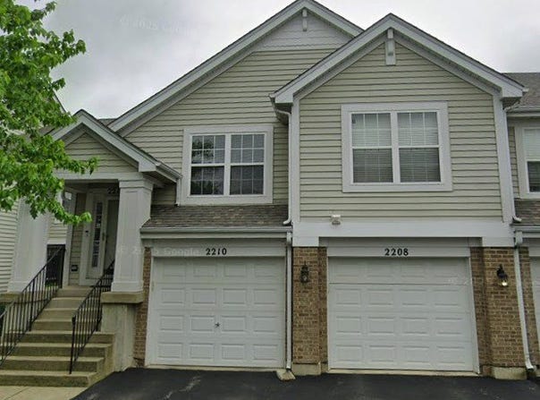 2210 Scott Lane, Aurora, IL 60502